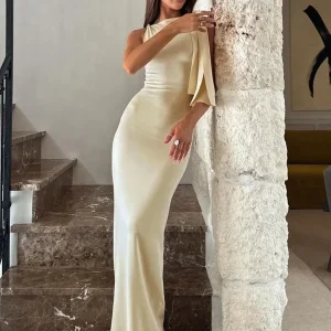 Victoria - Maxi Elegance: Bruidsjurk met stropdas